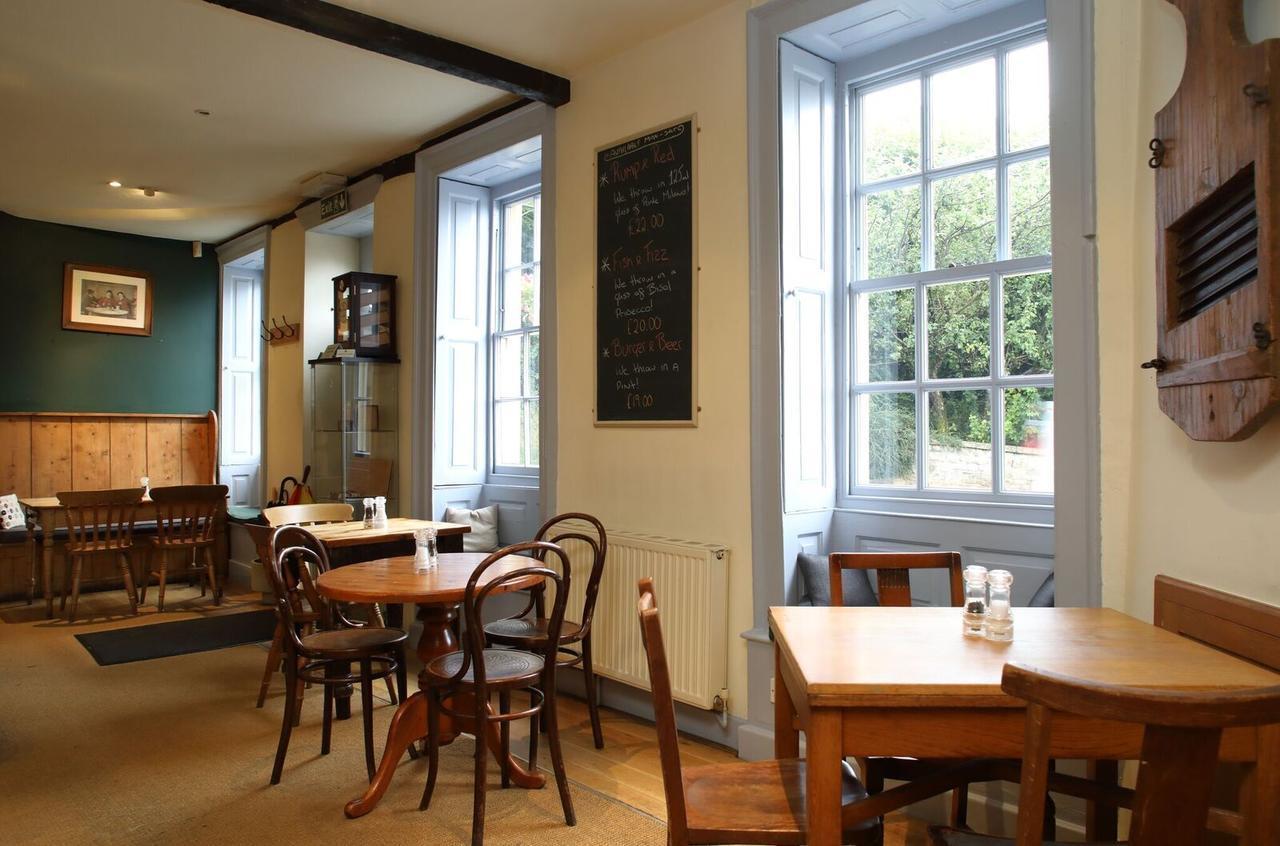 Horse And Groom Moreton-in-Marsh Ngoại thất bức ảnh